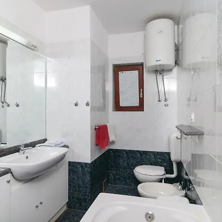 Lejlighed Two-bedroom In Ostrvica