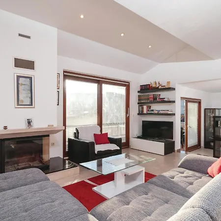 Lejlighed Two-bedroom In Ostrvica