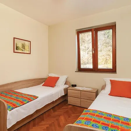 Two-bedroom In Ostrvica